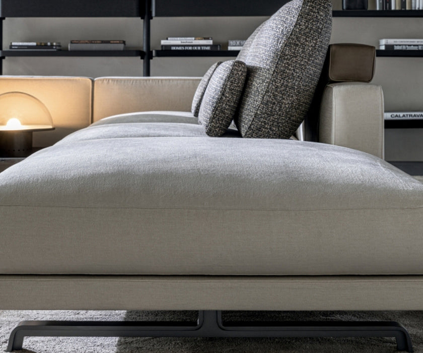 High End Octave Modular Sofa by Molteni&C Casa Design Group
