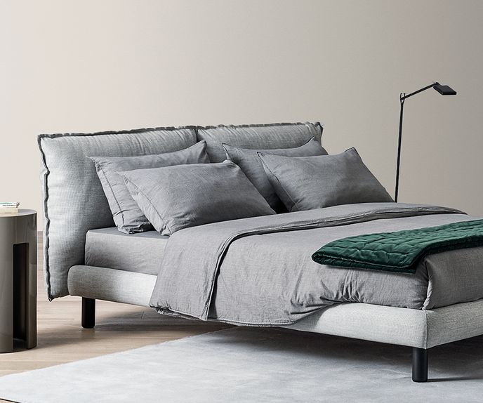 Oliver Elegant Upholstered Bed by Andrea Parisio for Meridiani | Casa Design Group