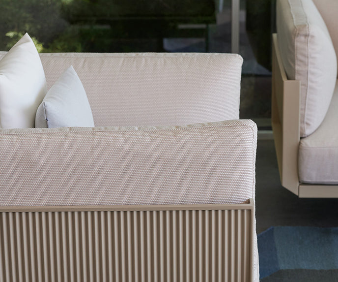 Onde Lounge Chair Gandia Blasco