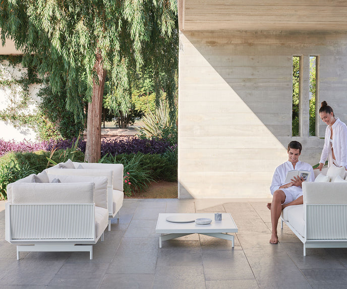 Onde Lounge Chair Gandia Blasco