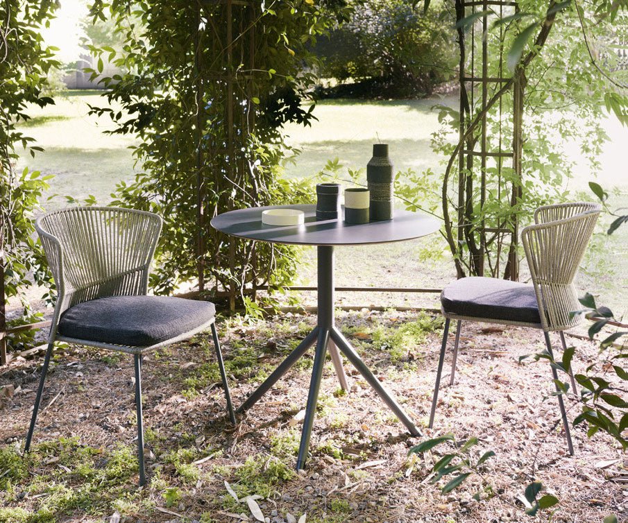 Versatile OTX Round Bar Table with HPL Top by Potocco | Casa Design Group