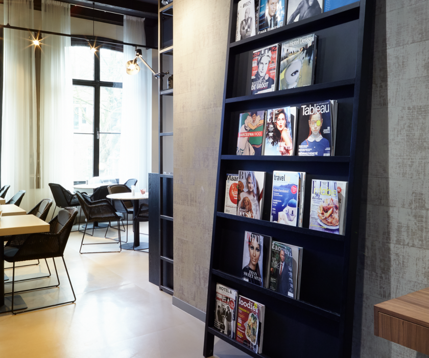 Oblique Shelf | Moooi