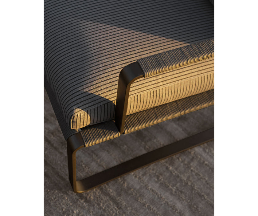 High End Phoenix Armchair by Molteni&C Casa Design Group
