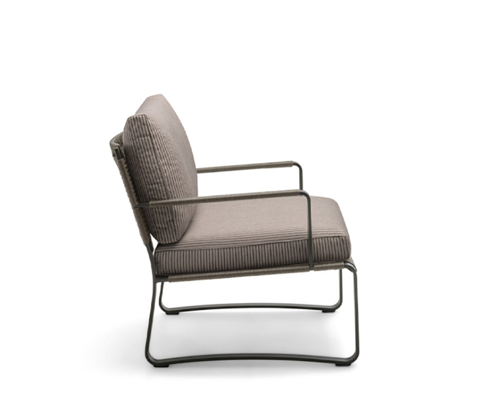 High End Phoenix Armchair by Molteni&C Casa Design Group