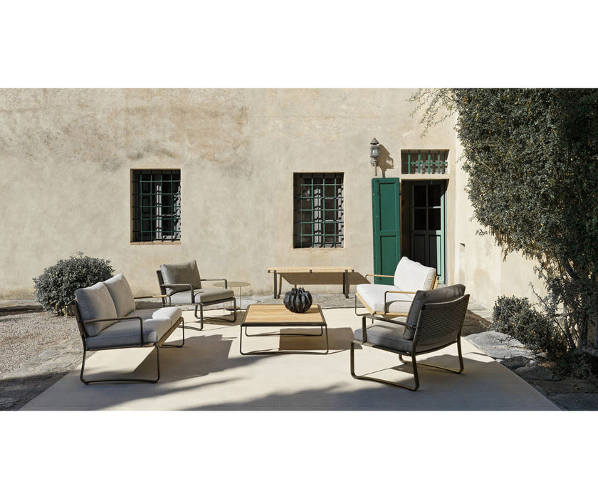 High End Phoenix Armchair by Molteni&C Casa Design Group
