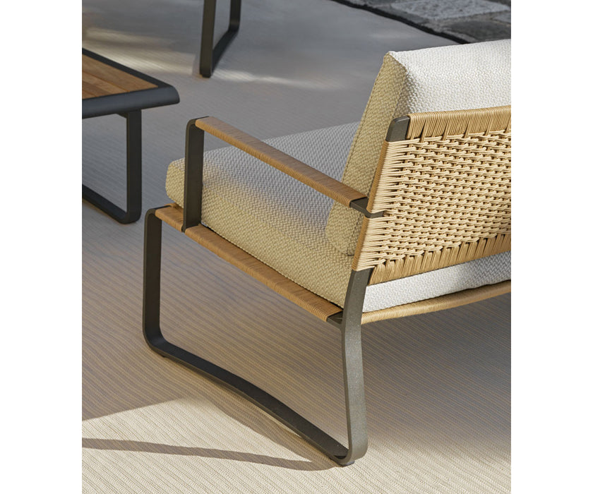 High End Phoenix Armchair by Molteni&C Casa Design Group