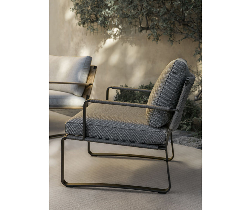 High End Phoenix Armchair by Molteni&C Casa Design Group