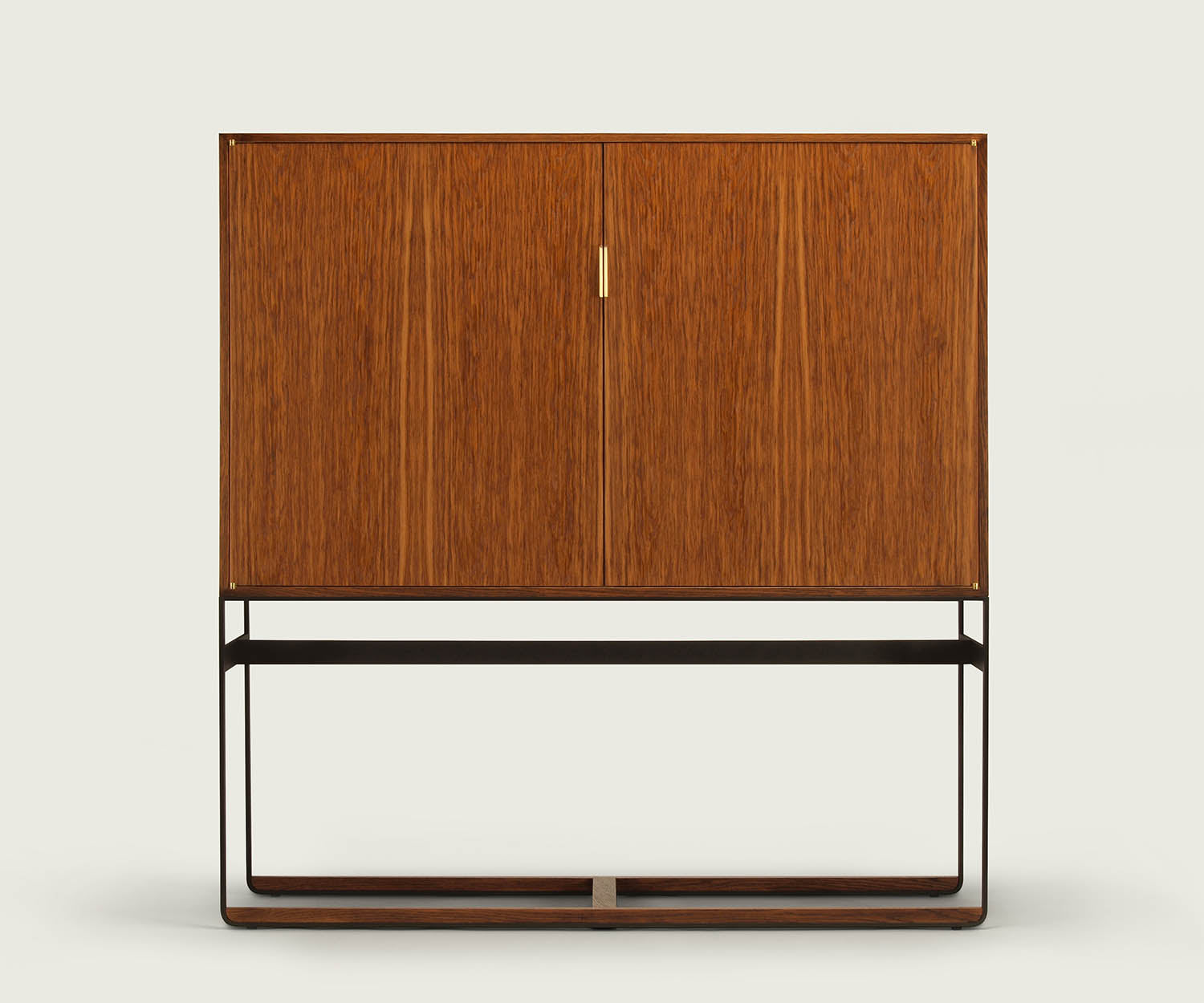 Piedmont Cabinet-On-Stand Skram