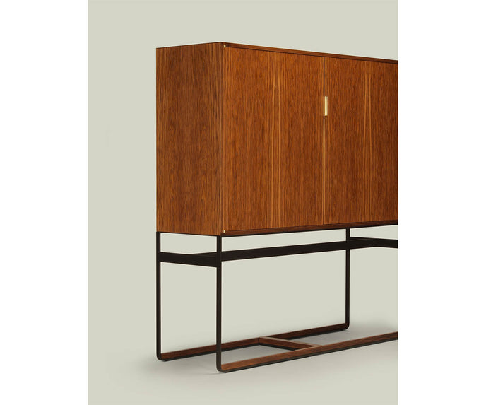Piedmont Cabinet-On-Stand Skram