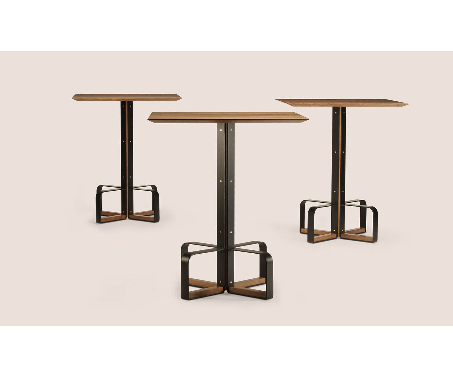 Piedmont Cafe Table Skram