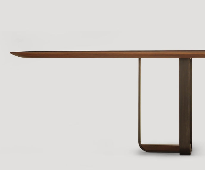 Piedmont Pedestal Table Skram