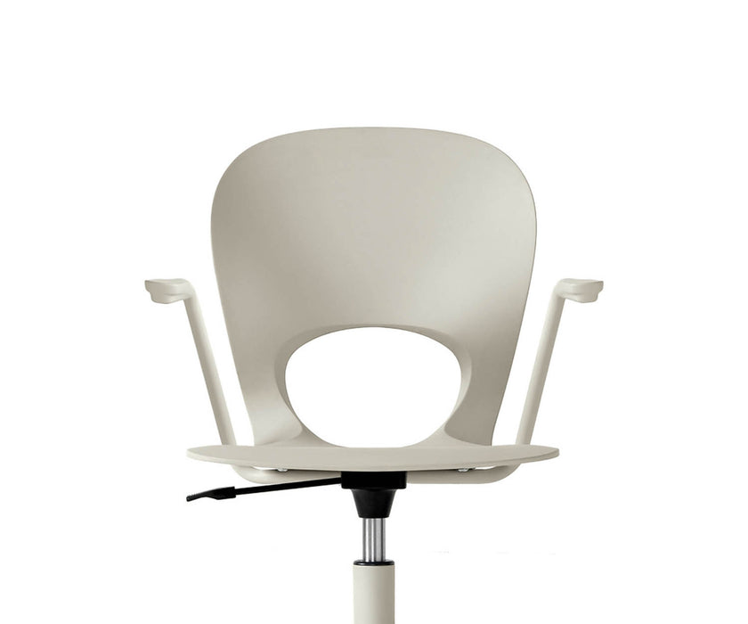Pikaia with Castors Chair Kristalia