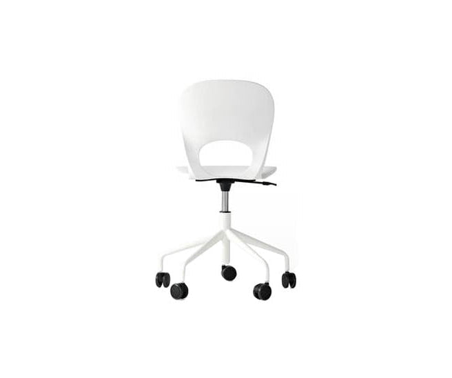 Pikaia with Castors Chair Kristalia