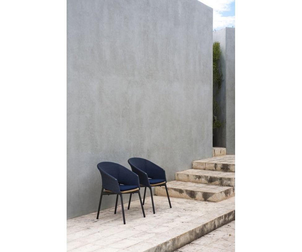 Modern Piper 022 Comfort Outdoor Dining Chair by Roda | Casa Design Group