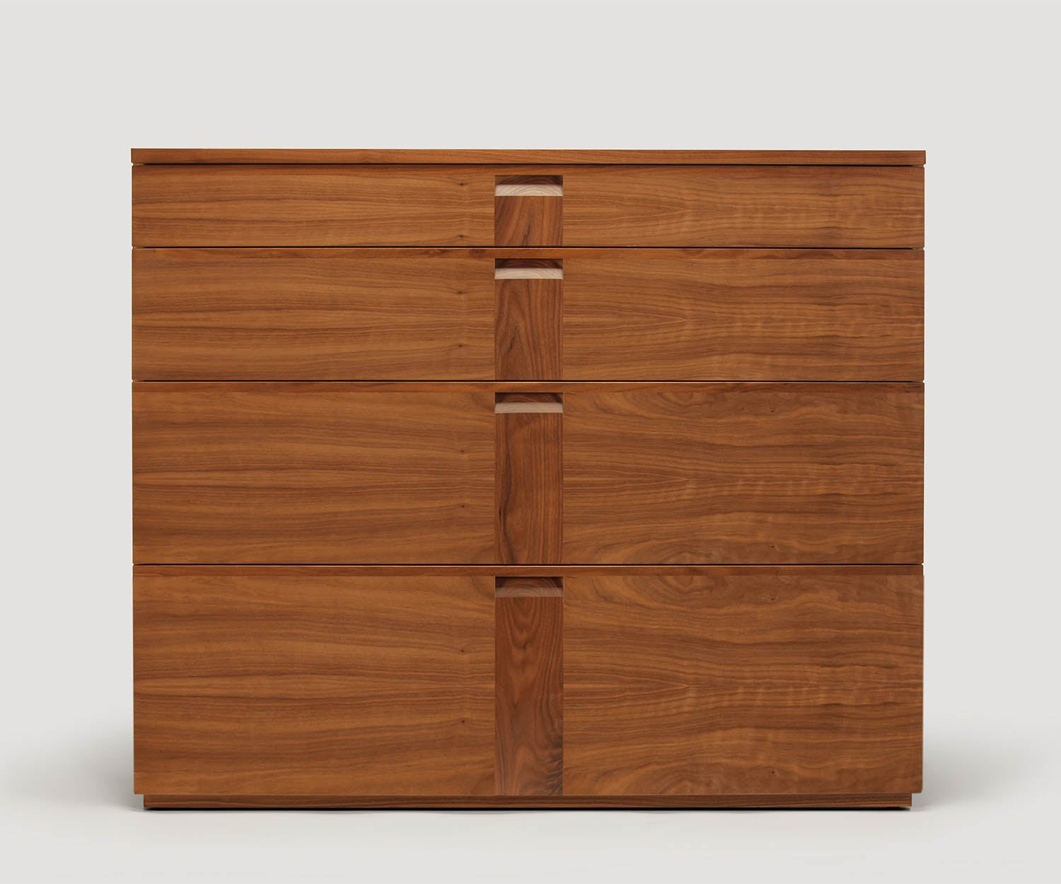 Plain Jane Bureau Skram