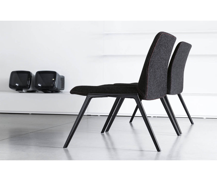 High end Plate 70 Lounge Chair by Kristalia Casa Design
