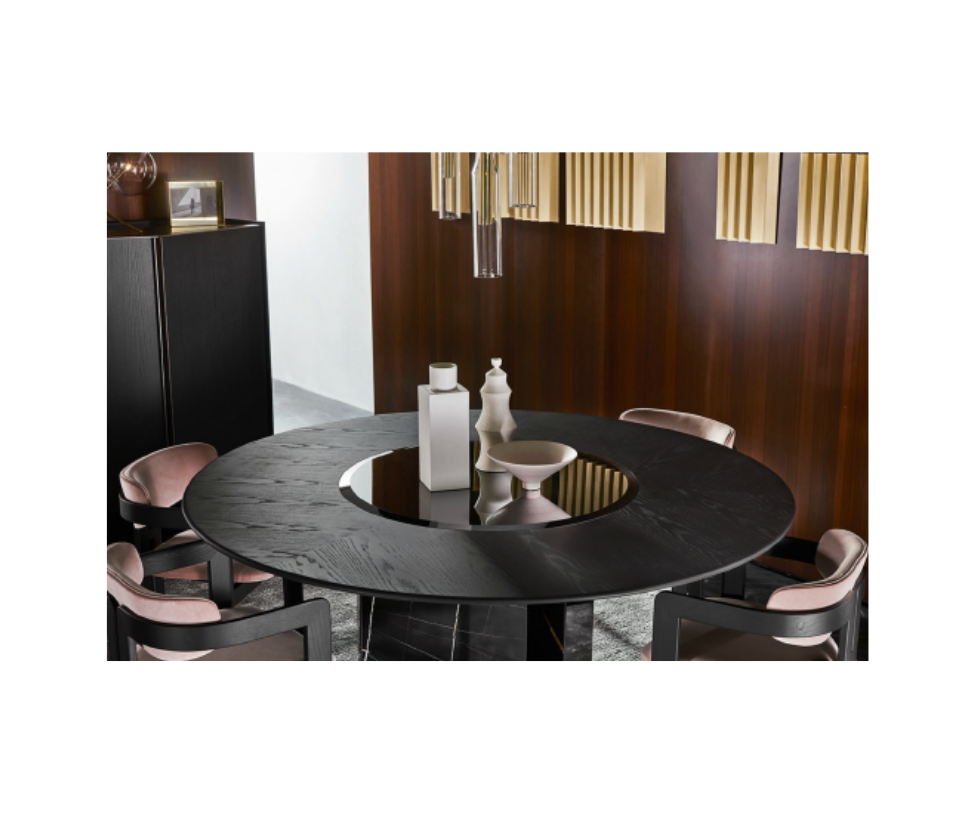 Platium Round Table