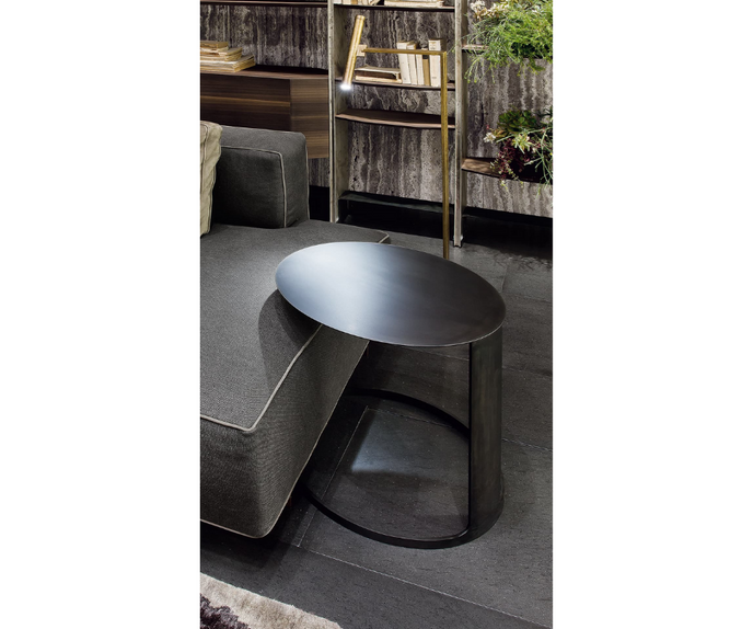 High End Poke Table by Henge Casa Design Group