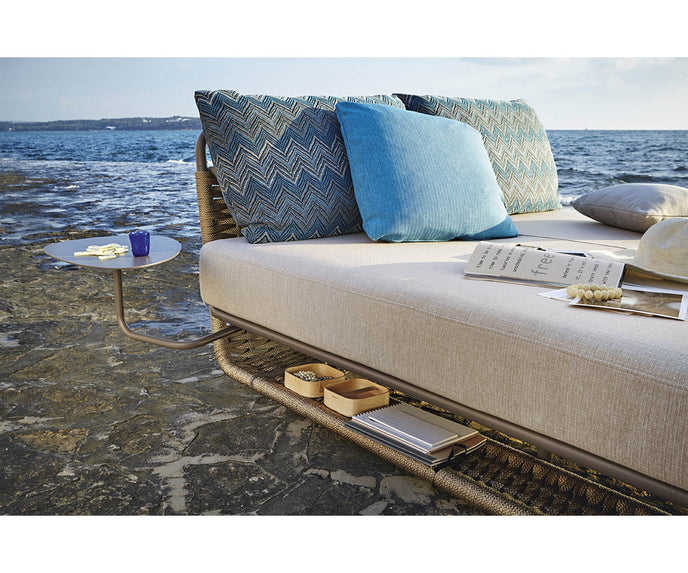 High End Portofino ART. 9766 Daybed by Roberti Rattan Casa Design Group