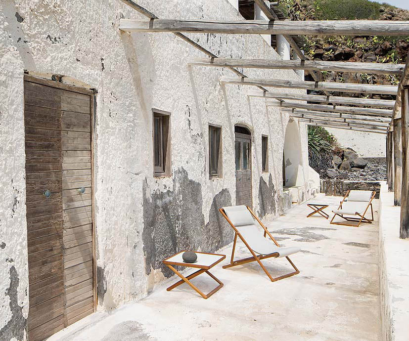 Modern Portofino Outdoor Deck Chair by Paola Lenti Featuring Natural Wood Structure Casa Design Group