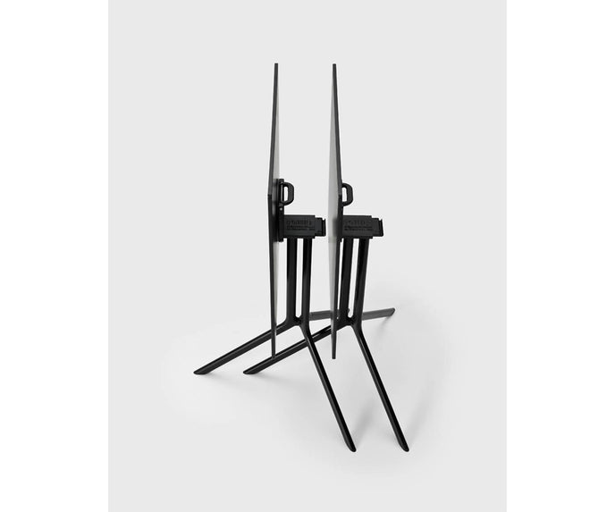 High end Poule Dining Table by Kristalia Casa Design
