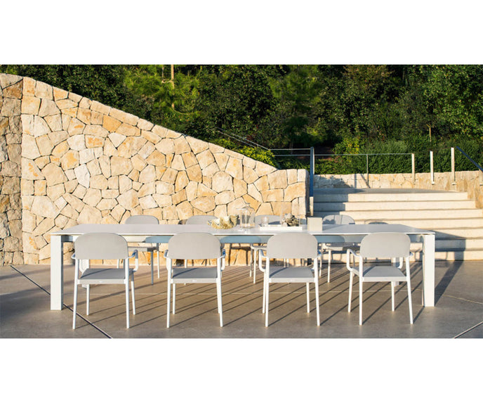High end Dolmen Dining Table by Varaschin Casa Design
