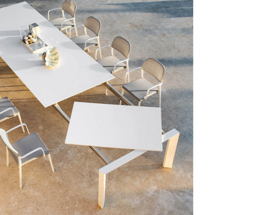High end Dolmen Dining Table by Varaschin Casa Design