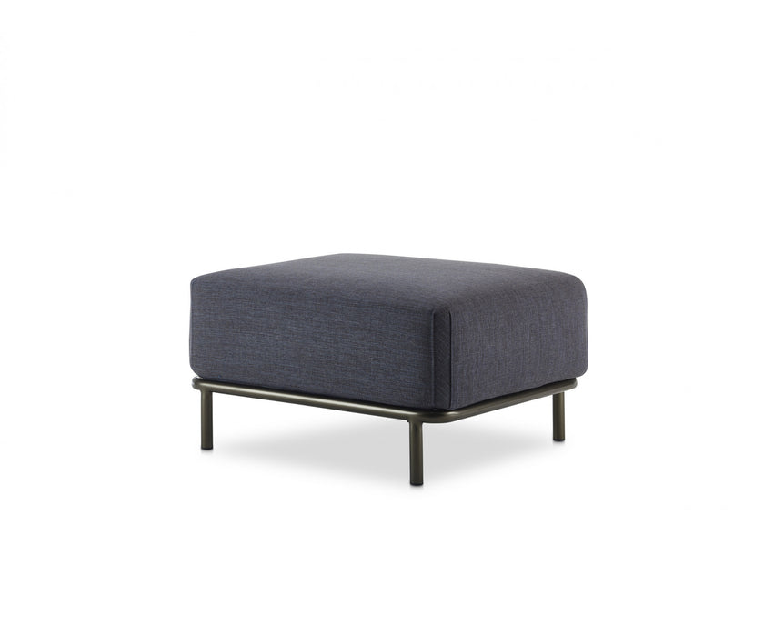 High End Queen ART. 4427 Pouf by Roberti Rattan Casa Design Group