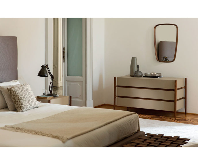 Regent 1 Dresser Porada