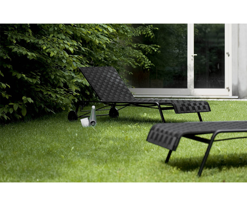 High end Rest Lounger by Kristalia Casa Design