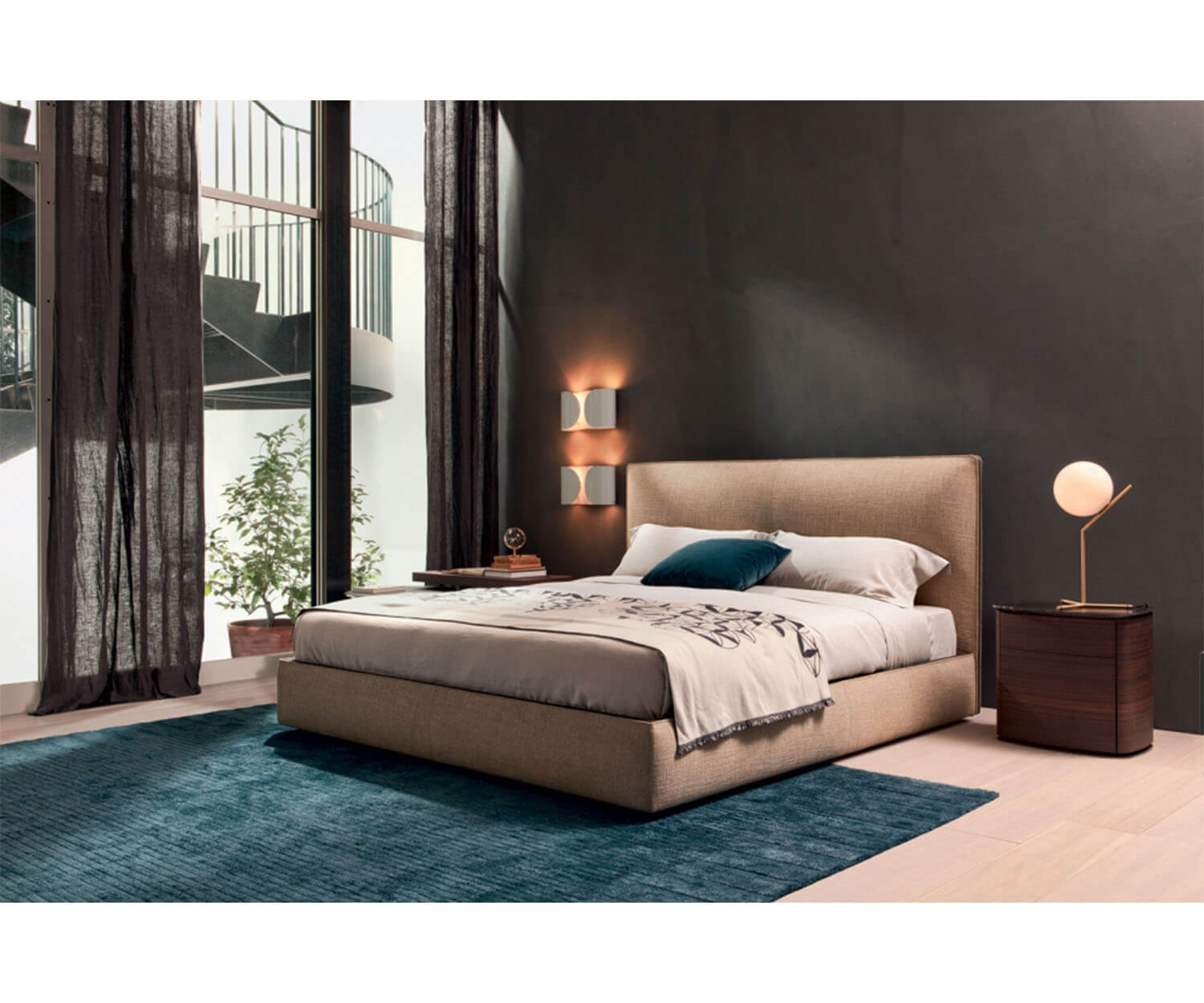 High End Ribbon Bed by Molteni&C Casa Design Group