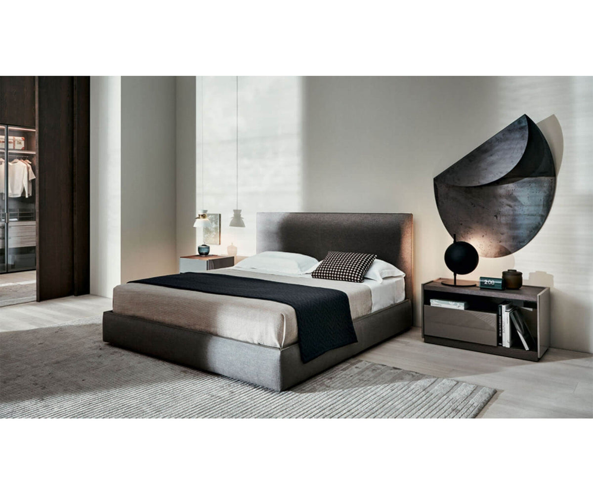 High End Ribbon Bed by Molteni&amp;C Casa Design Group