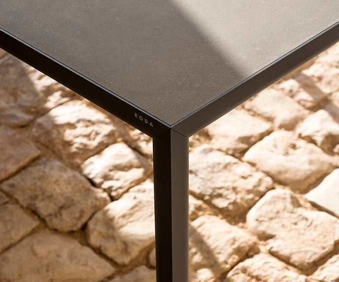 High end Plein Air Dining Tables by Roda Casa Design