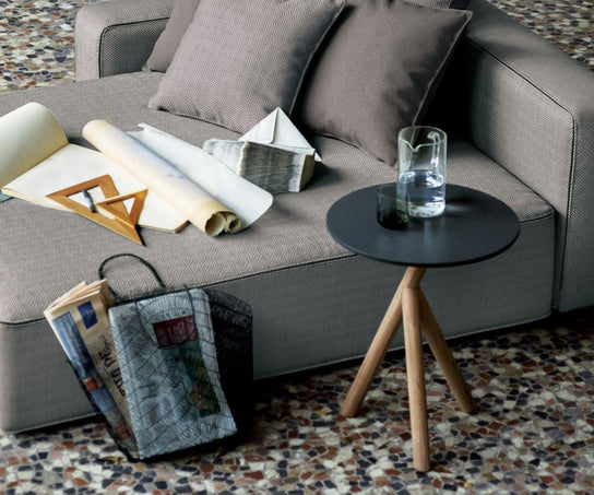 Stork 001 Side Table I Roda