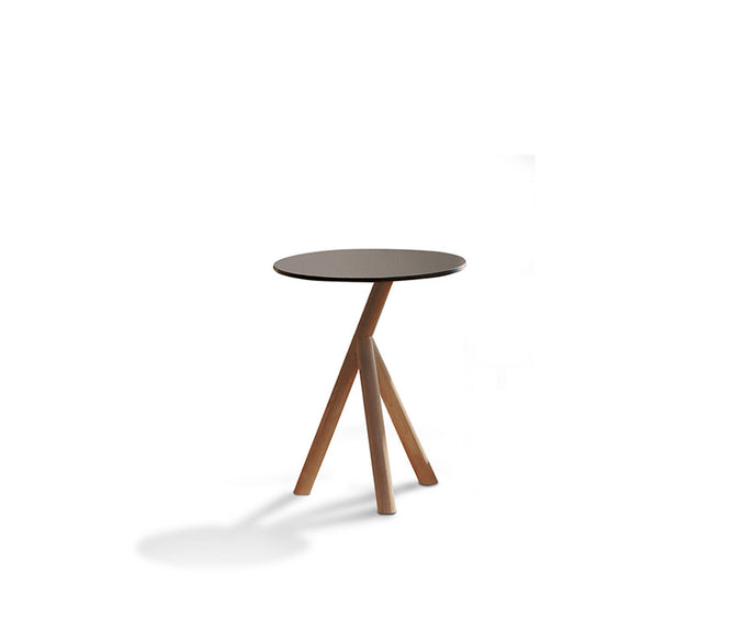 Stork 001 Side Table I Roda