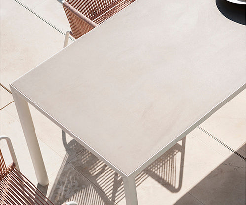 Plein Air Dining Tables I Roda