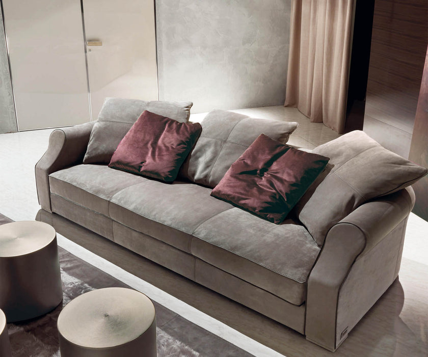 High end Rubens Free Back Cushions Sofa by Longhi Casa Design
