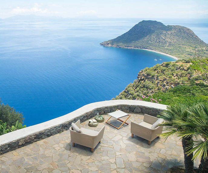 Luxury Sabi Outdoor Lounge Chair by Paola Lenti  with Customizable Upholstery in Premium Fabrics Casa Design Group