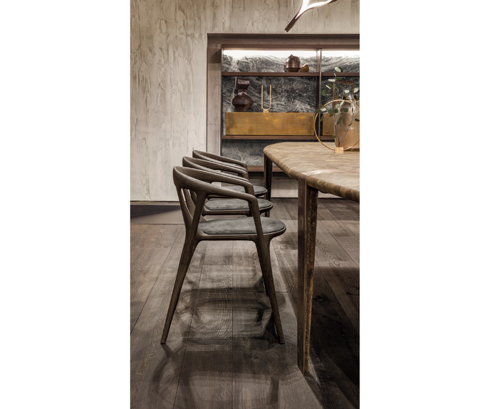 High End Savanna Dining Chair by Henge Casa Deisgn Group