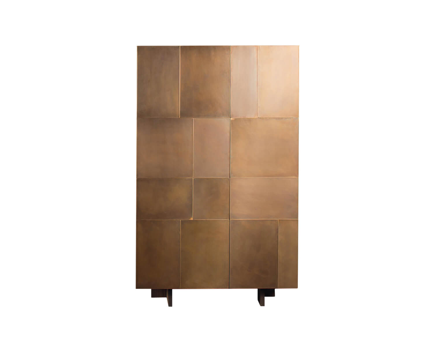 High End Slim Side Vertical by Henge Casa Design Group