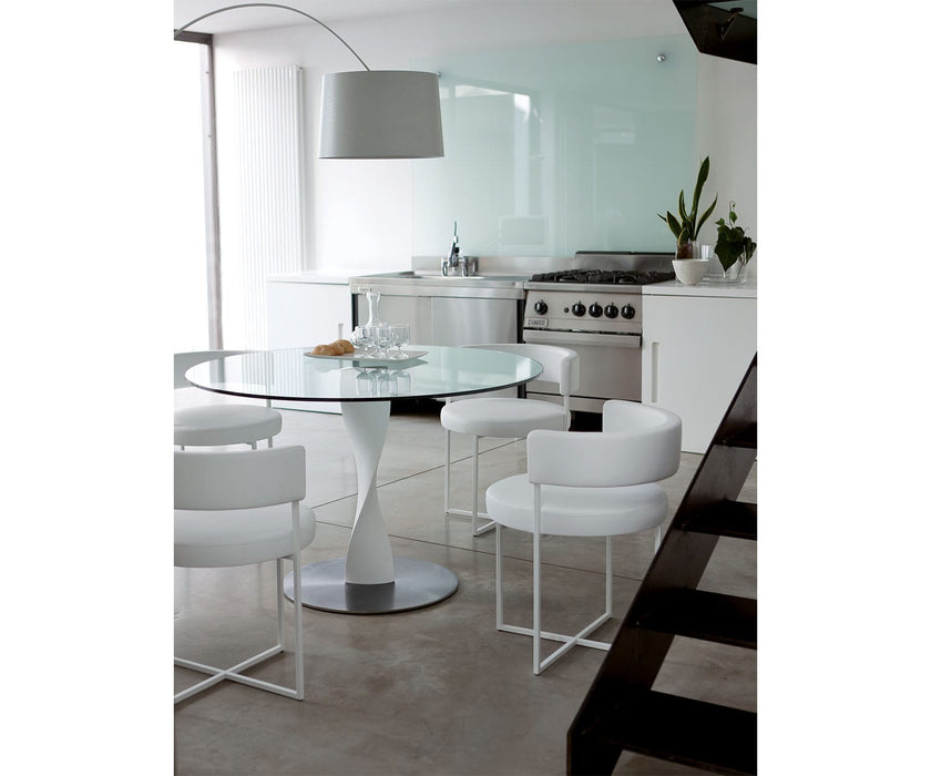 Spin Dining Table Porada