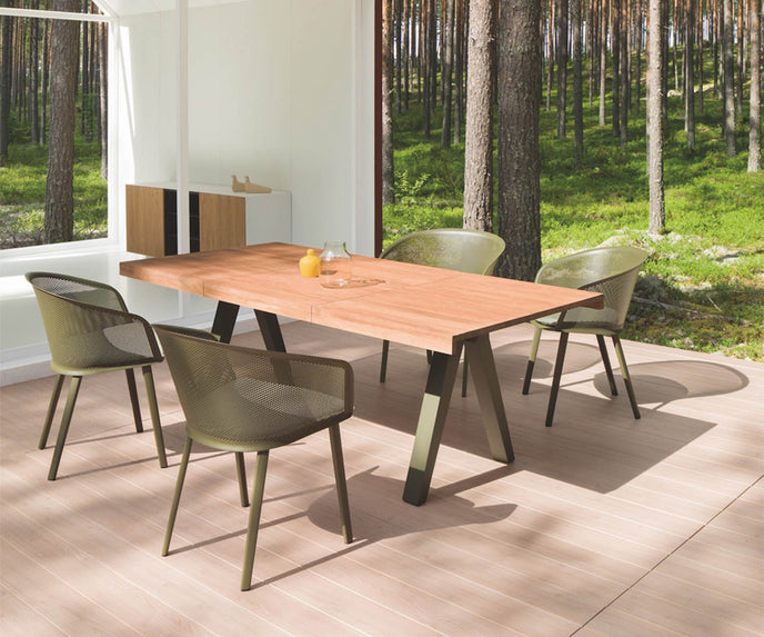Stampa Armchair Kettal