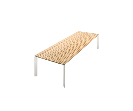 Elegant Sunset Outdoor Dining Table by Paola Lenti Casa Design Group