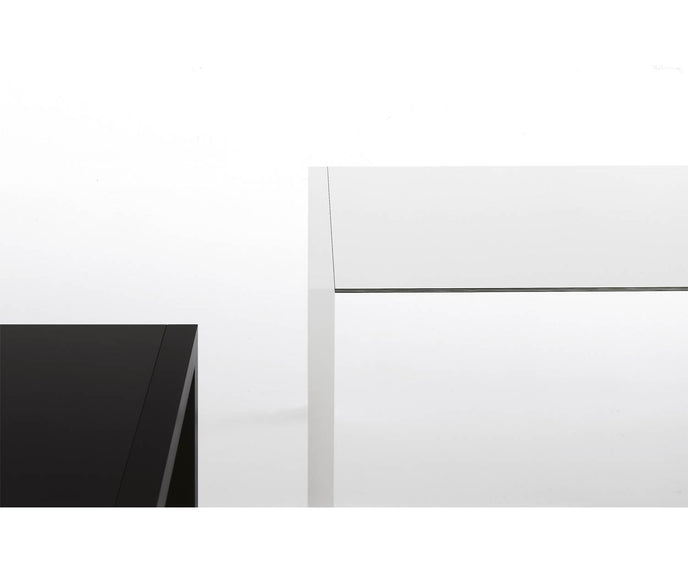 High end Sushi Dining Table by Kristalia Casa Design