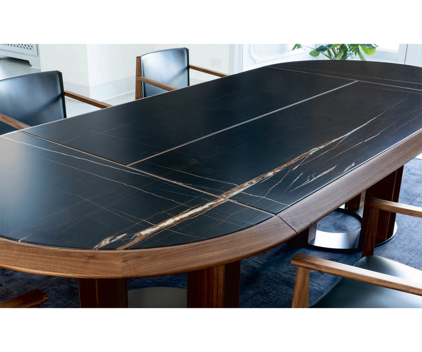 Thayl Dining Table Porada