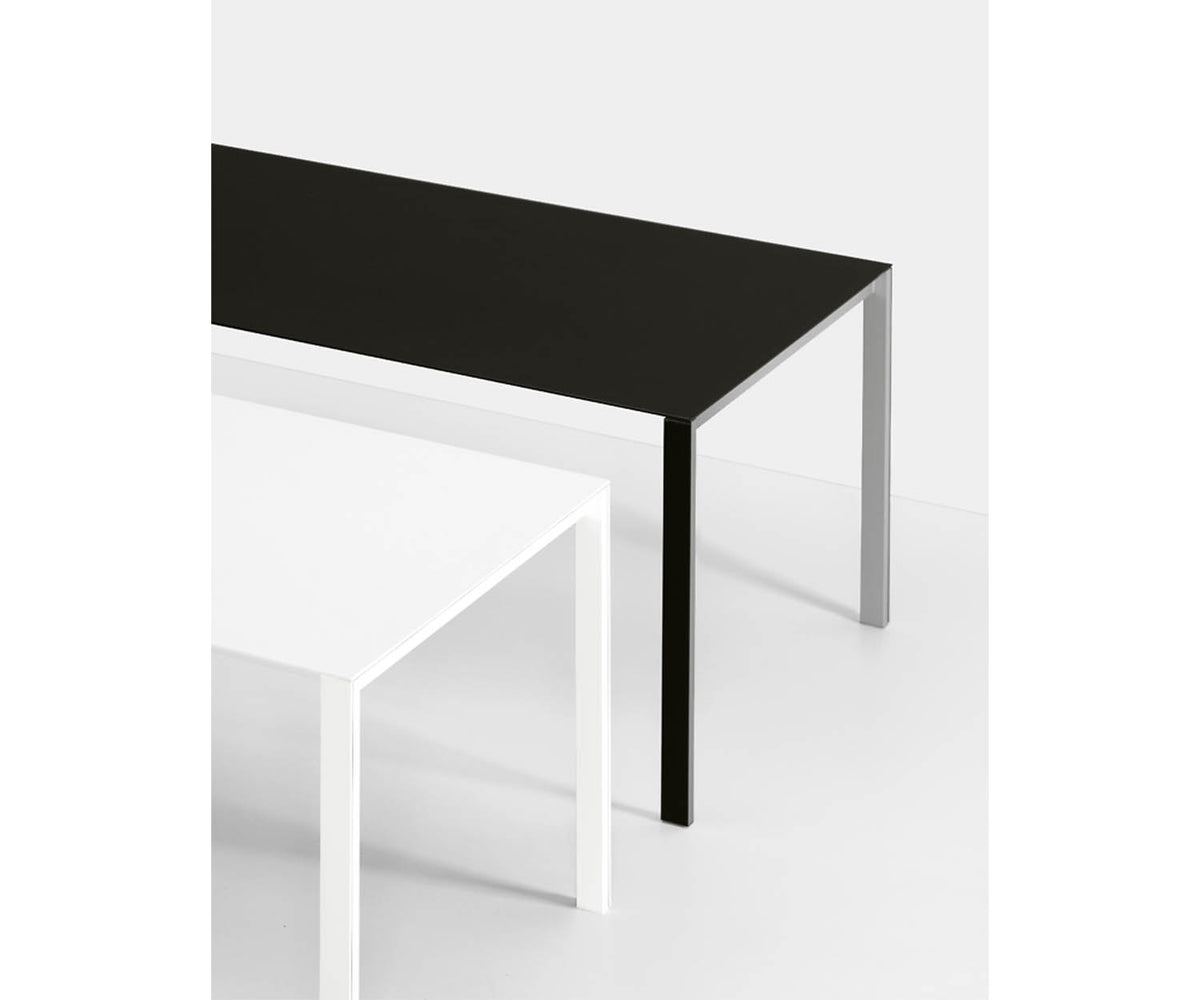 Thin-k Outdoor Table