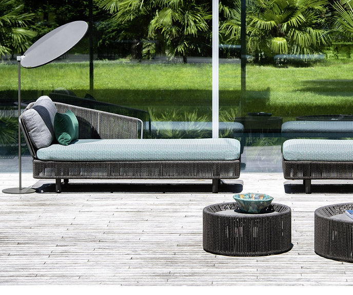 High End Tibidabo Dormeuse Sunbed by Varaschin Casa Design Group