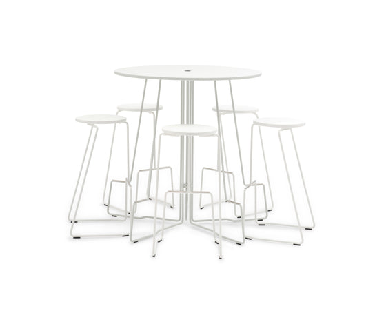 Tiki 5 People Bar Table | Extremis