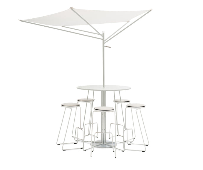 Tiki 5 People Bar Table | Extremis
