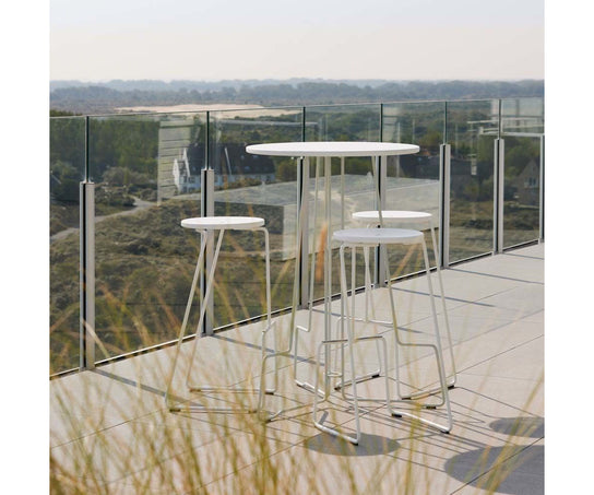 Tiki 3 People Bar Table | Extremis